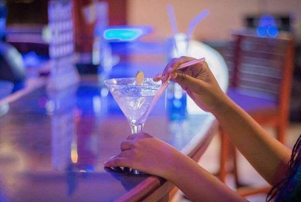 Regency Park Hotel Дар ес Саалам Екстериор снимка