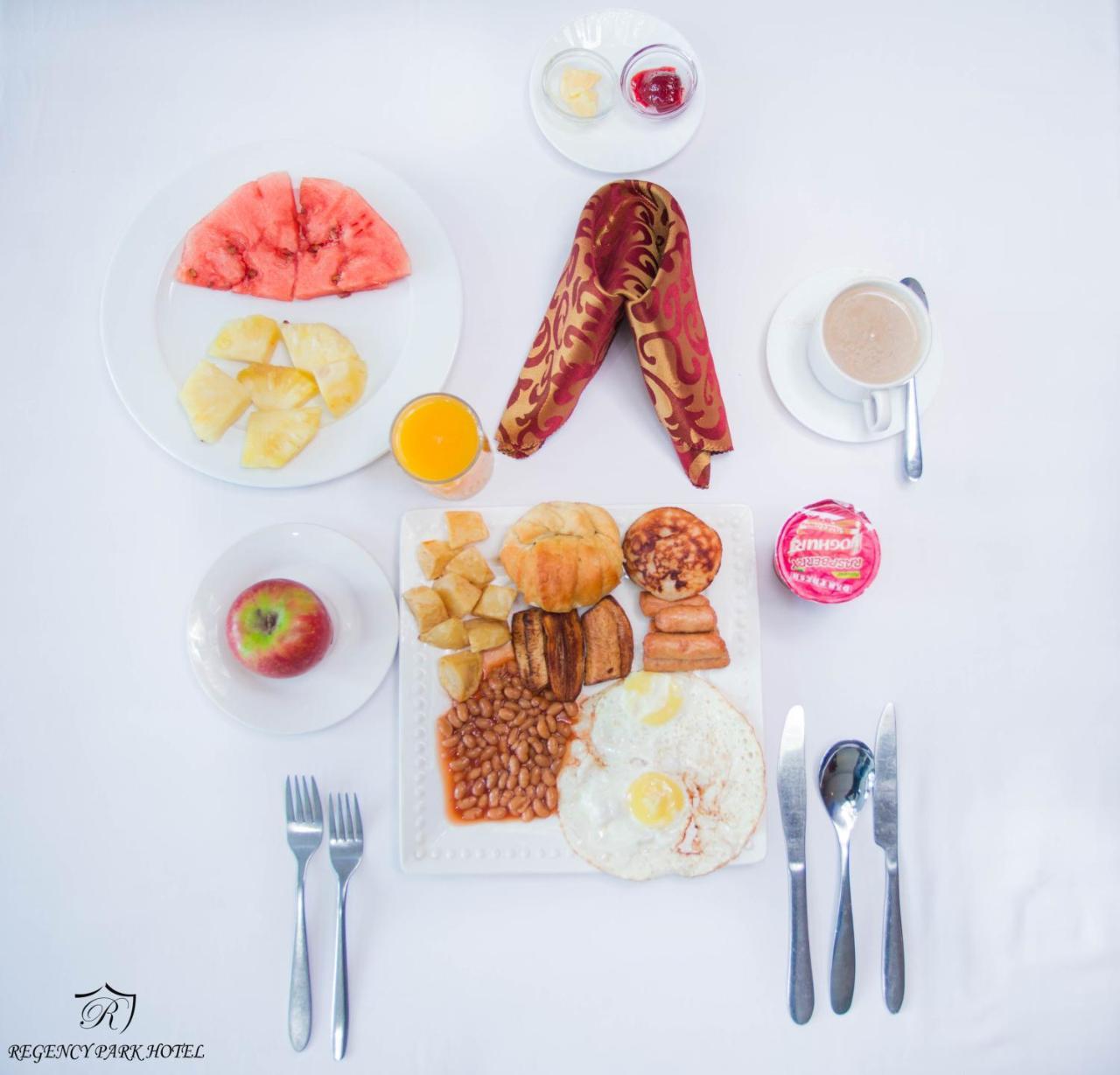 Regency Park Hotel Дар ес Саалам Екстериор снимка